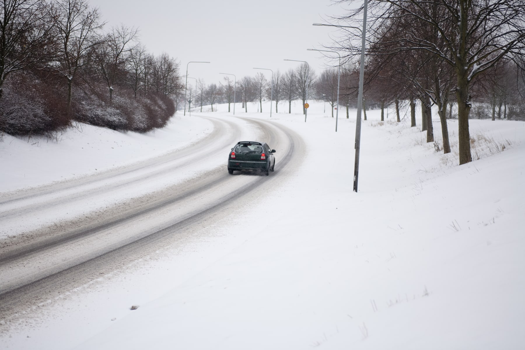 7 Tipps, wie Sie mit dem Auto sicher durch den Winter kommen