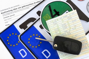 Autokennzeichen und Nummernschilder: Bußgeld in Deutschland 2024
