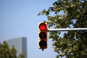 Lichtzeichenanlage im Straßenverkehr - Rote Ampel 2024