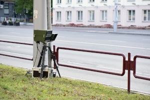 Mobile Blitzer können in Moers jederzeit aufgestellt werden.