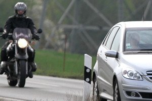 Recht und Info – Motorrad-Scheinwerfer und E-Prüfzeichen - CUSTOMBIKE