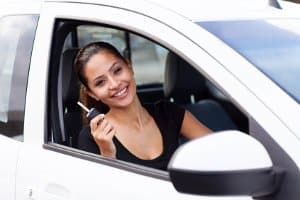 Was muss im Auto sein? Autozubehör-Checkliste 2024