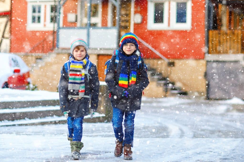Verkehrssicherheit im Winter: Bei Schnee sicher zur Schule